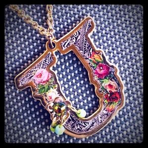 Michal negrin monogram initial U necklace